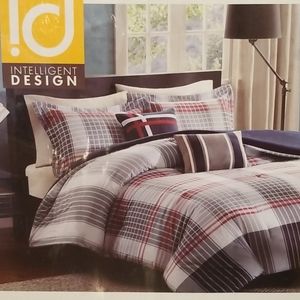 Intelligent Design Caleb 4 Piece Comforter Set